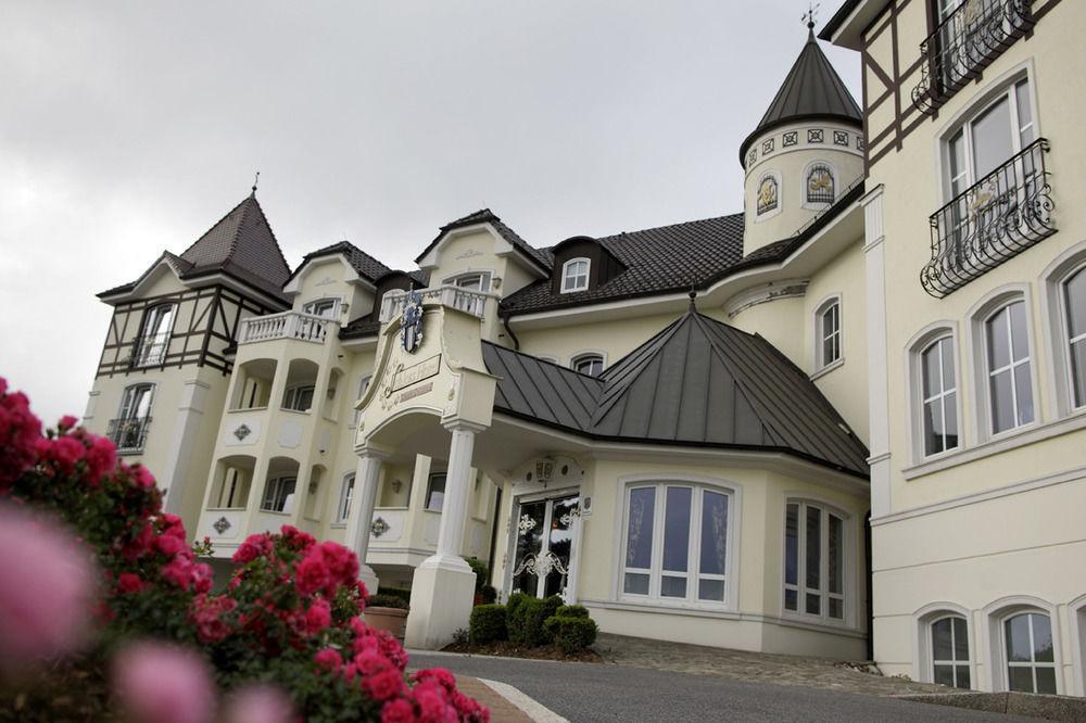 Schloss Hotel Holzrichter Nachrodt-Wiblingwerde Buitenkant foto